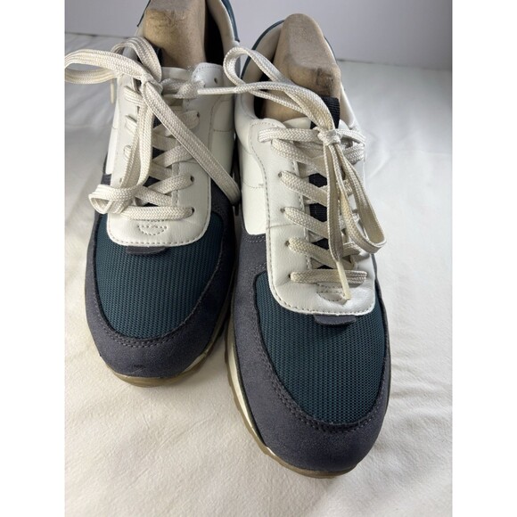 Universal Thread, Men Size 9 Sneakers, Blue & White Flux, Leather Round Toe ￼ - Picture 1 of 7